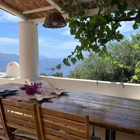 Holiday home Le Ulivo Di Rinella Leni